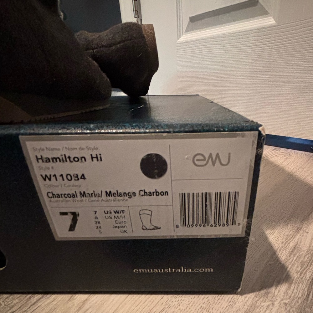 EMU Hamilton Hi Boots - Picture 10 of 10